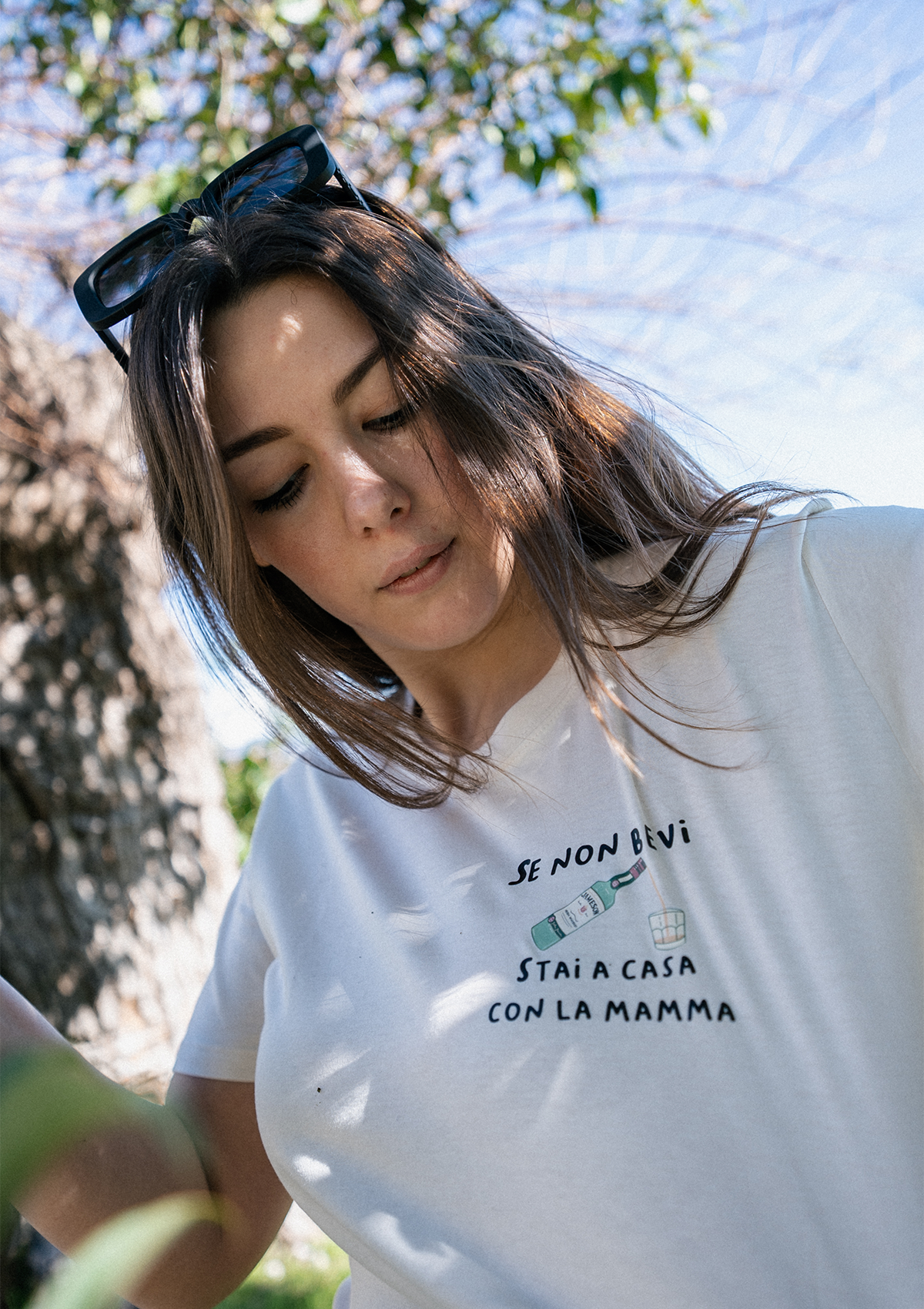 Se non bevi stai a casa con la mamma | T-SHIRT